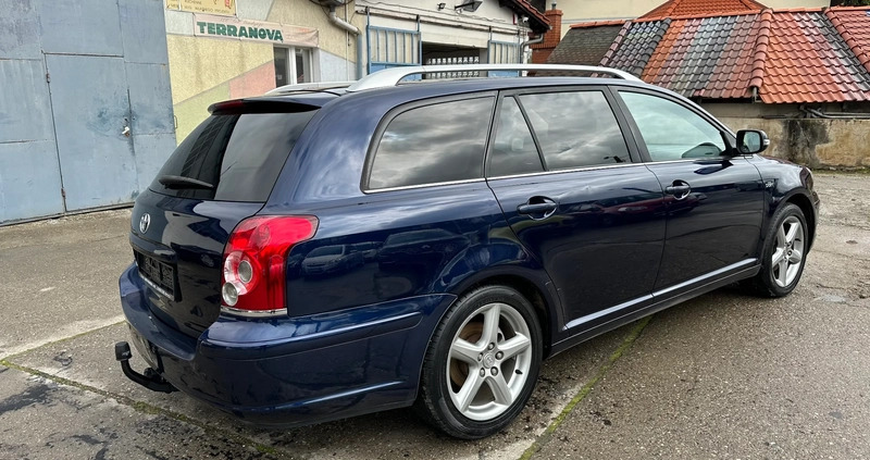 Toyota Avensis cena 9900 przebieg: 170000, rok produkcji 2007 z Wrocław małe 172